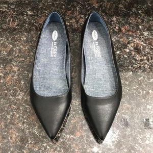 Dr. Scholl’s Pointed Black Flats